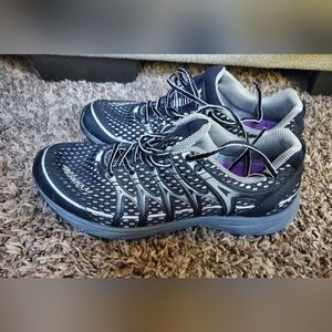 Merrell womens sneakers size 7.5